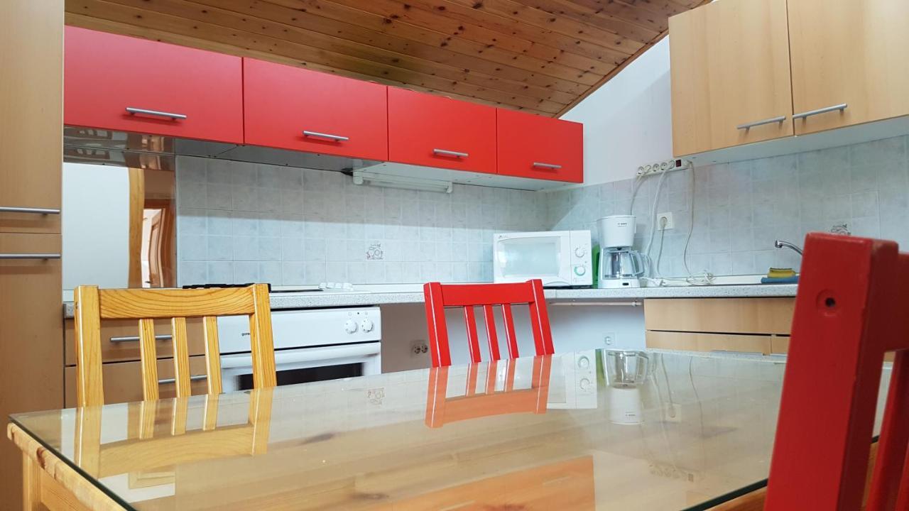 Stres-Less Sunny Apartments كوباريد المظهر الخارجي الصورة