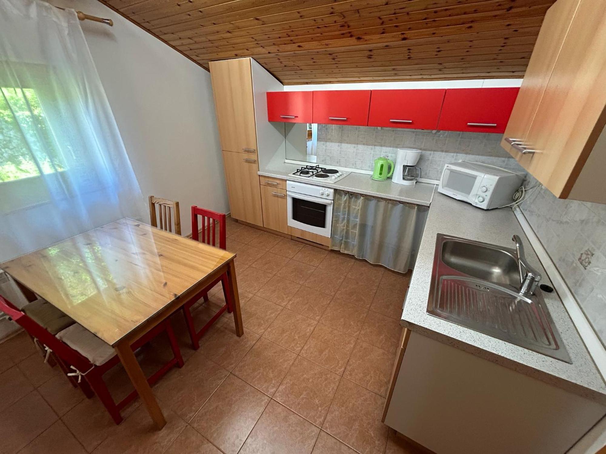 Stres-Less Sunny Apartments كوباريد المظهر الخارجي الصورة
